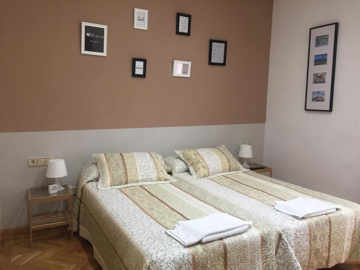 Alojamiento Jaen Madrid Exterior photo